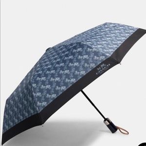💫💫⭐️⭐️Brand New Mini Coach Umbrella ☔️ ☔️💕💫